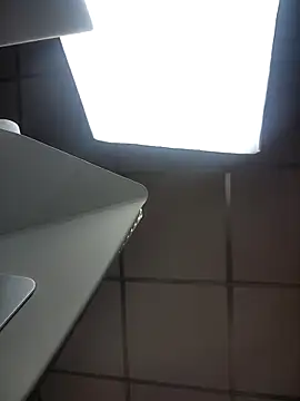 nunanunanuna online show from February 5, 12:45 pm