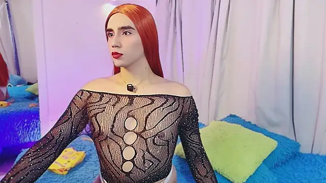 Snapshot of Clary_Fray_ chatting on June 16, 9:53 am Clary Fray online show from June 16, 9:53 am