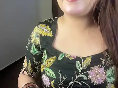 Hersheykaur online show from April 22, 11:55 pm