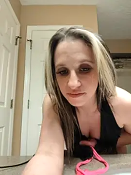 sexyymeli online show from February 22, 10:17 am