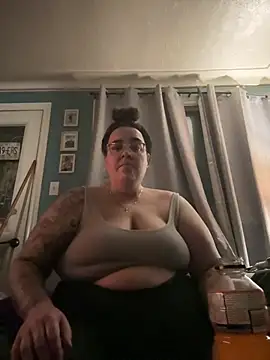 kayleighgirl online show from April 25, 9:23 am