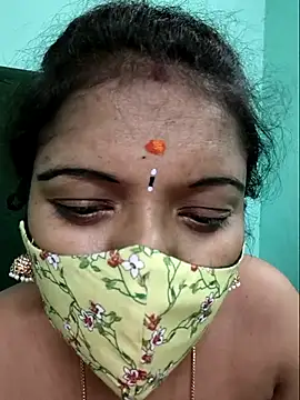 Snapshot of Tamilkannadacouple chatting on May 6, 5:39 pm Tamilkannadacouple online show from May 6, 5:39 pm