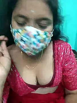 Snapshot of Tamilkannadacouple chatting on March 1, 4:29 pm Tamilkannadacouple online show from March 1, 4:29 pm