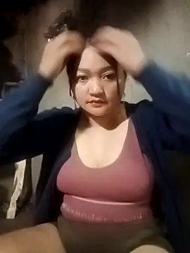 cuunon11 online show from February 8, 6:33 am