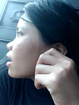 camtu00 online show from March 2, 9:49 am