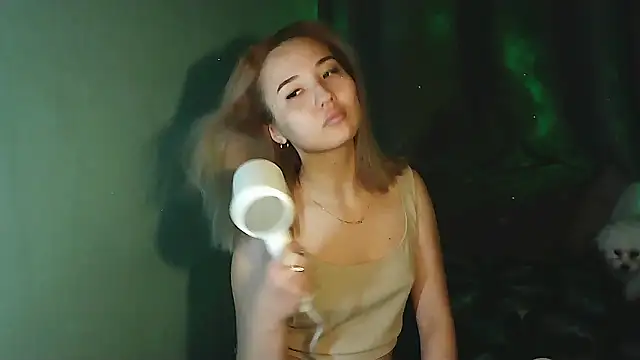 Hazel 4 U online show from February 23, 1:55 pm