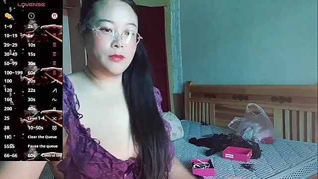 vivi523 online show from April 8, 2:46 am