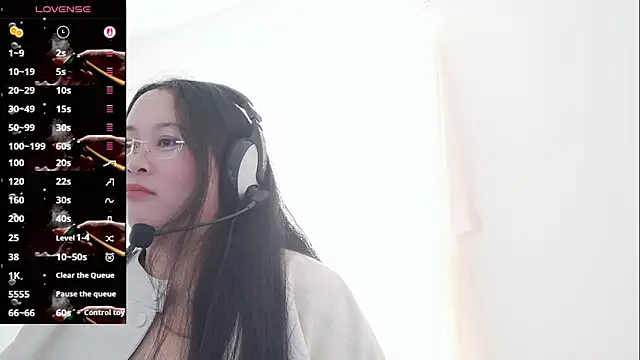 vivi523 online show from March 28, 6:03 am