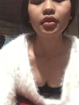 Snapshot of nonakana chatting on February 9, 3:48 am nonakana online show from February 9, 3:48 am