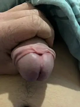 enormebitedu31 online show from March 30, 7:54 am