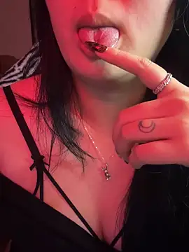 HaleyKin online show from March 15, 4:58 pm