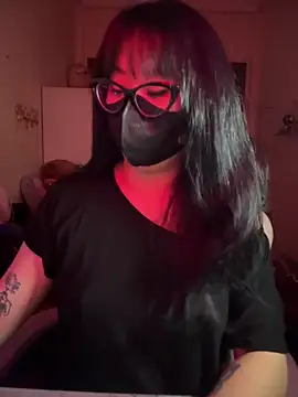 HaleyKin online show from March 26, 12:58 pm