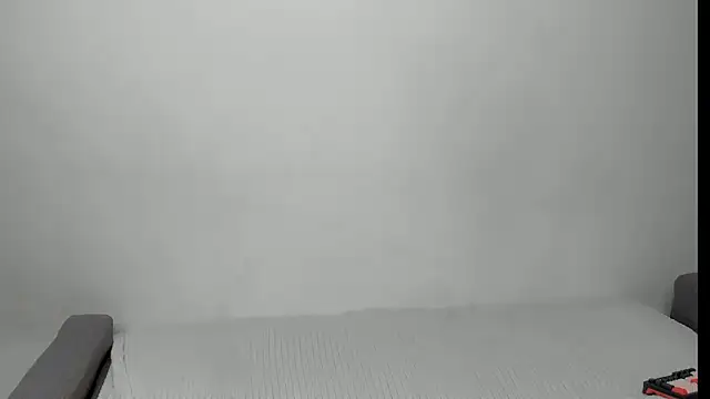 Snapshot of SnezanaLive chatting on February 22, 7:37 pm SnezanaLive online show from February 22, 7:37 pm