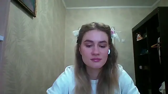 Snapshot of DeanneGilcher chatting on February 26, 9:31 am DeanneGilcher online show from February 26, 9:31 am