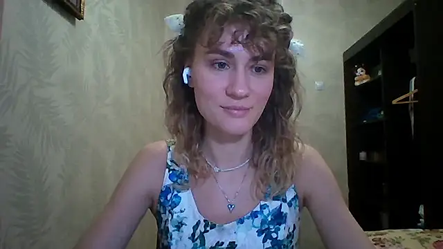DeanneGilcher online show from March 8, 5:27 pm