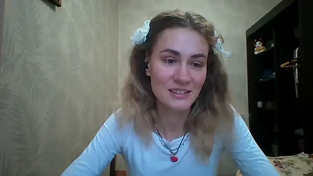 Snapshot of DeanneGilcher chatting on February 19, 9:28 am DeanneGilcher online show from February 19, 9:28 am