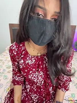 Snapshot of KavyaCurves chatting on February 12, 3:56 pm KavyaCurves online show from February 12, 3:56 pm