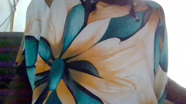 dripyjuice online show from April 25, 8:50 am