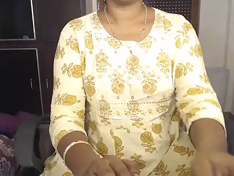 VixenNandhu online show from August 7, 4:18 am