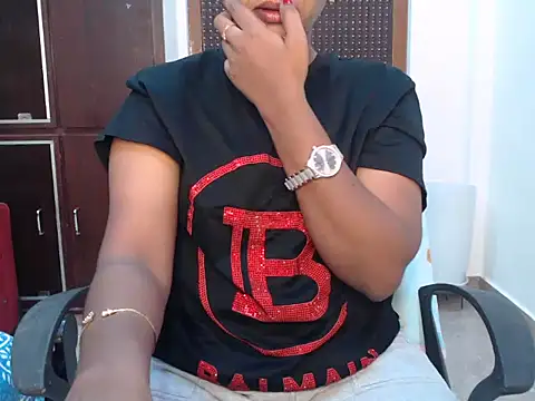 VixenNandhu online show from April 14, 4:12 pm