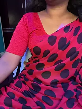 VixenNandhu online show from May 4, 9:50 pm