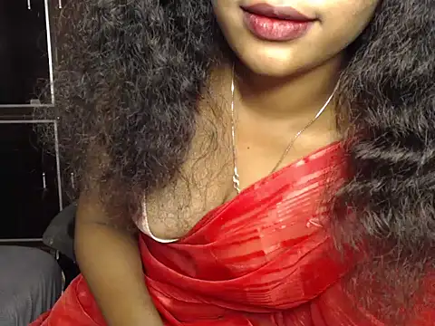 Snapshot of VixenNandhu chatting on February 26, 5:46 pm VixenNandhu online show from February 26, 5:46 pm