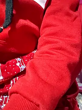 Snapshot of Sweet-runi chatting on February 6, 5:09 pm Sweet-runi online show from February 6, 5:09 pm