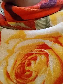 Snapshot of Sweet-runi chatting on February 6, 3:46 am Sweet-runi online show from February 6, 3:46 am