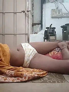 Sweet-runi online show from March 29, 2:57 am