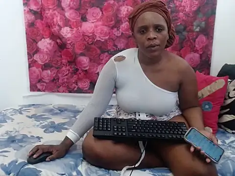 Queenteex6992 online show from February 9, 8:12 am