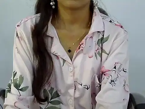 Snapshot of Mehaak_ chatting on June 22, 6:32 am Mehaak online show from June 22, 6:32 am
