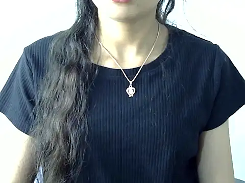 Mehaak  online show from February 10, 6:45 am