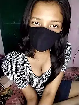 Naina-hott online show from February 24, 6:31 pm