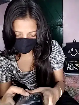 Naina-hott online show from February 27, 7:35 pm