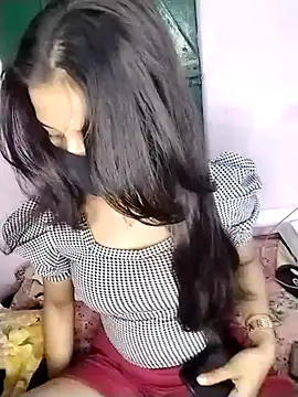 Naina-hott online show from February 28, 7:02 pm