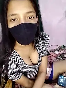 Naina-hott online show from April 19, 2:40 pm