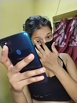 Naina-hott online show from May 31, 7:47 pm