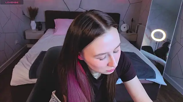  Kiki angel  online show from March 15, 9:27 am