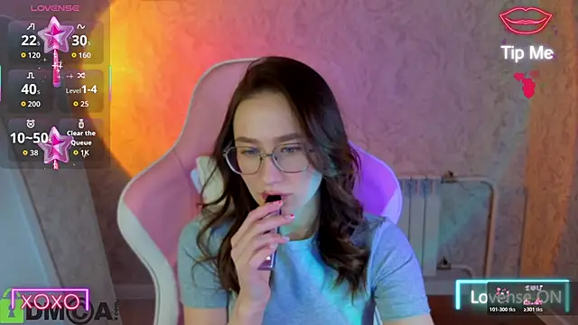 Snapshot of _Kiki_angel_ chatting on March 1, 8:03 am Kiki angel online show from March 1, 8:03 am