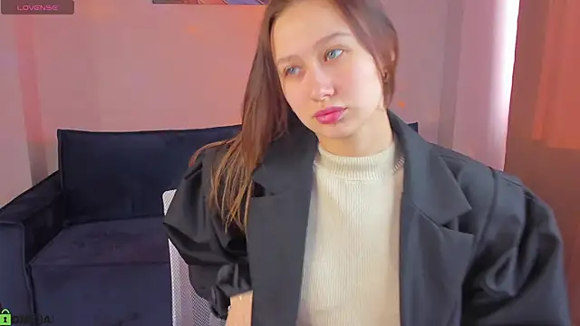  Kiki angel  online show from May 12, 1:13 am
