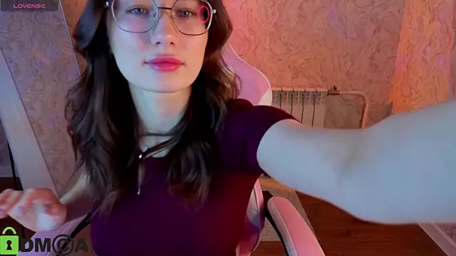 Snapshot of _Kiki_angel_ chatting on February 22, 4:48 am Kiki angel online show from February 22, 4:48 am