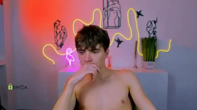 emil lucky online show from March 8, 2:15 am