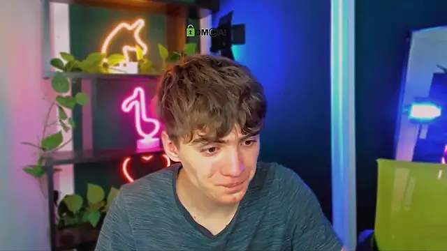 emil lucky online show from April 2, 6:36 pm