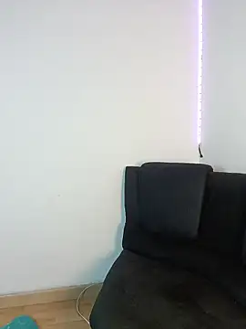 Snapshot of Emmanuel_Lust chatting on February 10, 1:32 pm Emmanuel Lust online show from February 10, 1:32 pm