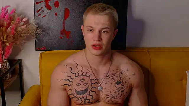 SterlingNoir online show from March 19, 7:58 pm