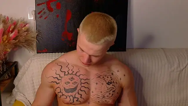 SterlingNoir online show from March 7, 9:31 pm