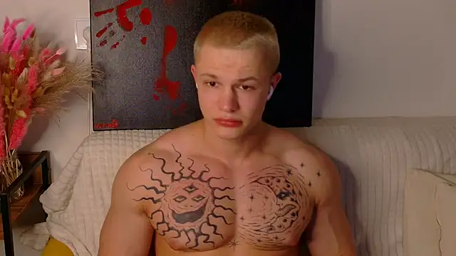 SterlingNoir online show from March 10, 8:13 pm