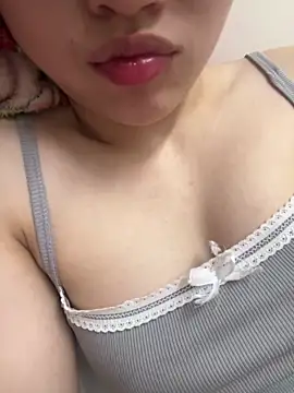 Alicia-a online show from March 31, 3:47 pm