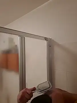 Snapshot of Furnor chatting on February 5, 2:24 pm Furnor online show from February 5, 2:24 pm