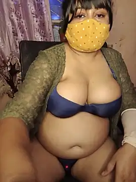 Lovely-Lina7 online show from May 23, 6:51 pm